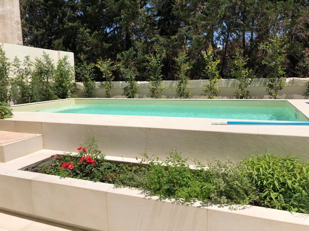Carlo V - Con Piscina E Giardino Privati Appartement Lecce Buitenkant foto
