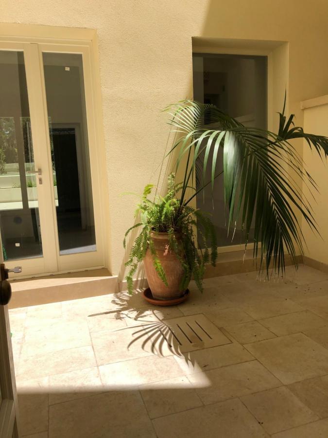 Carlo V - Con Piscina E Giardino Privati Appartement Lecce Buitenkant foto