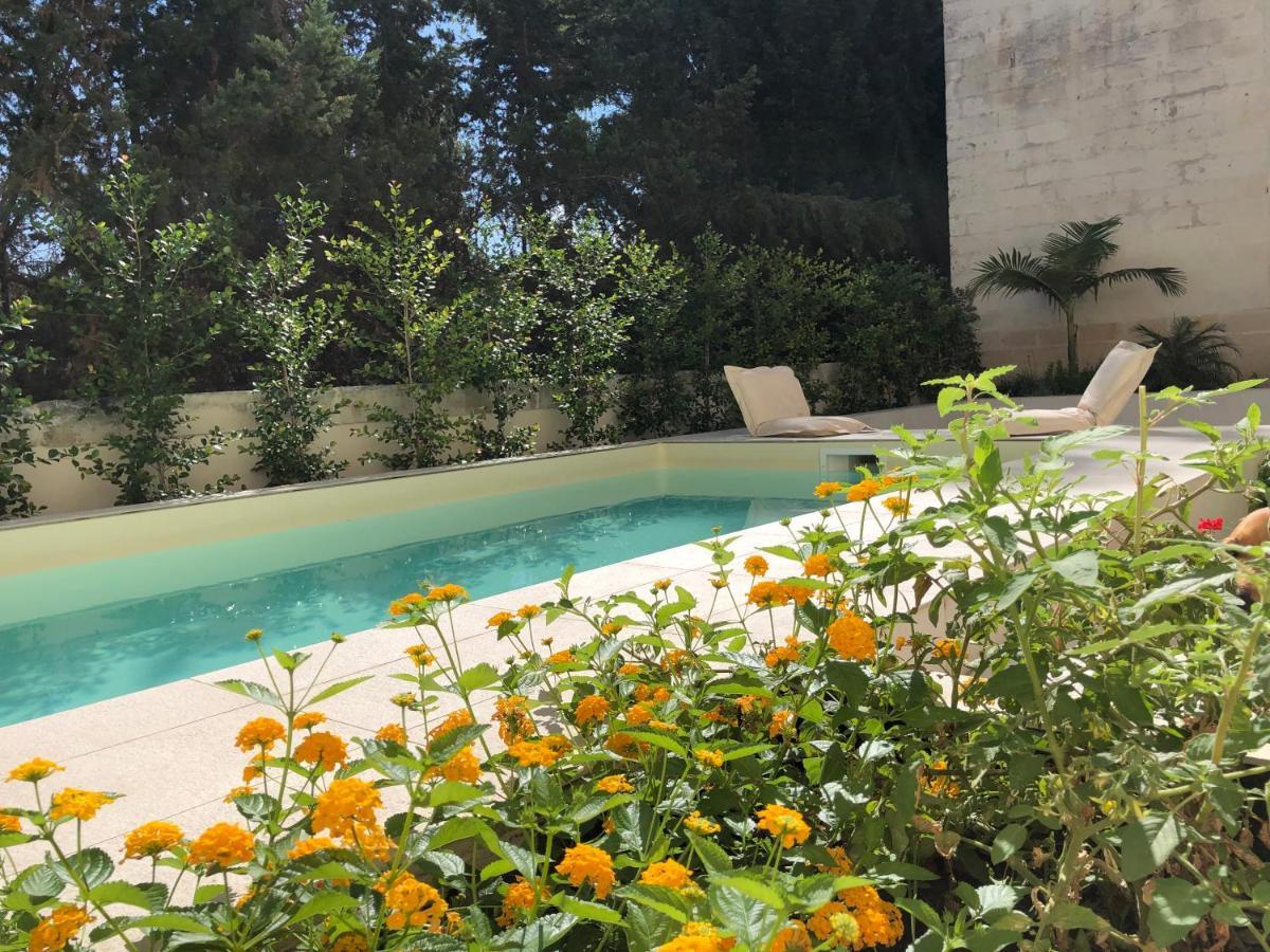 Carlo V - Con Piscina E Giardino Privati Appartement Lecce Buitenkant foto