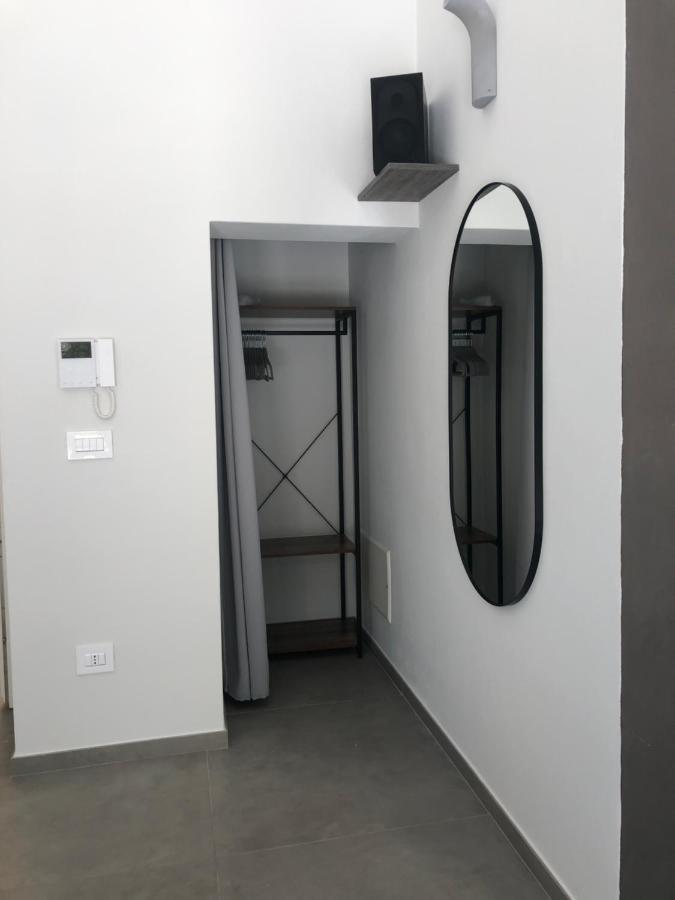 Carlo V - Con Piscina E Giardino Privati Appartement Lecce Buitenkant foto