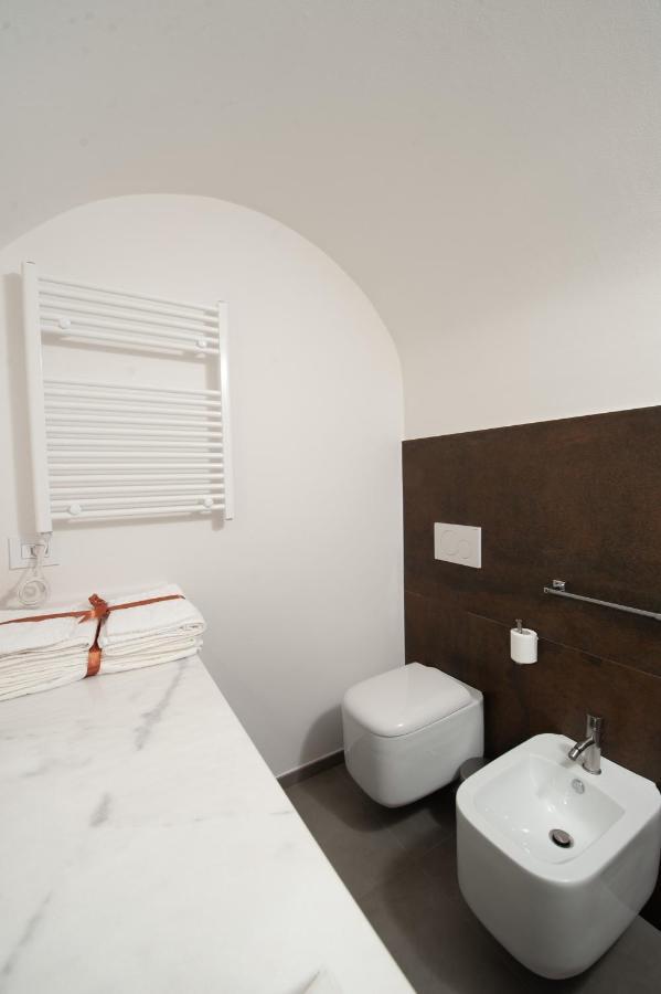 Carlo V - Con Piscina E Giardino Privati Appartement Lecce Buitenkant foto