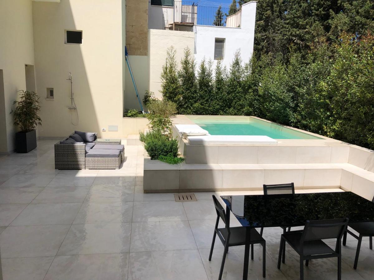 Carlo V - Con Piscina E Giardino Privati Appartement Lecce Buitenkant foto